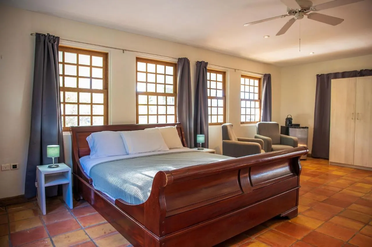 Quill Gardens Boutique Hotel Oranjestad  4*, Oranjestad (Sint Eustatius)
